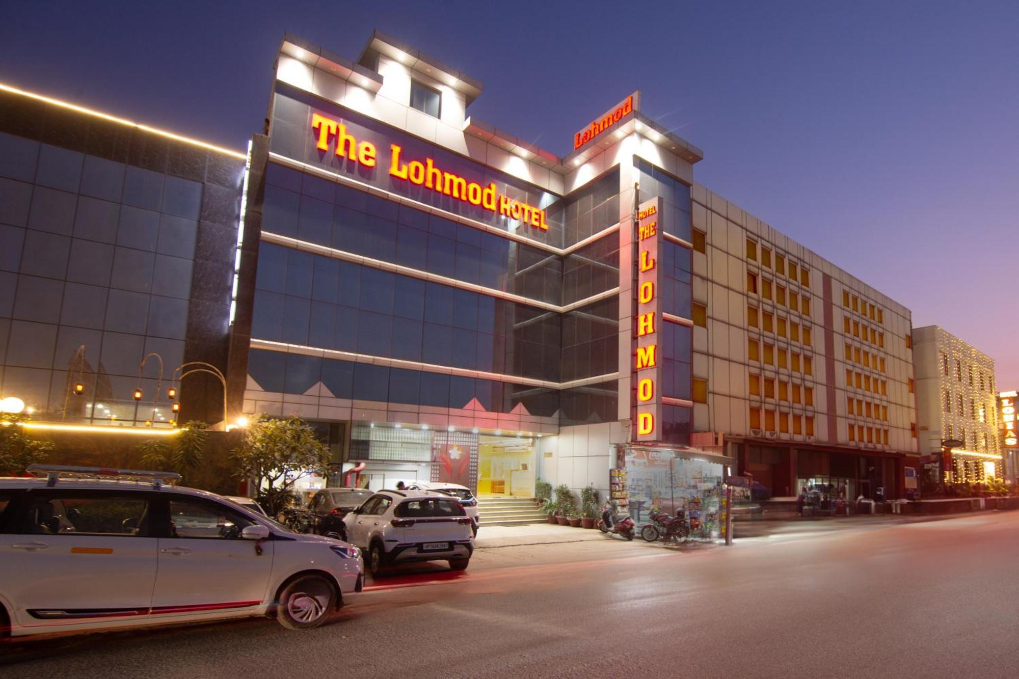 Hotel Lohmod At National Highway 8 - Free Airport Transffer Nueva Delhi Exterior foto