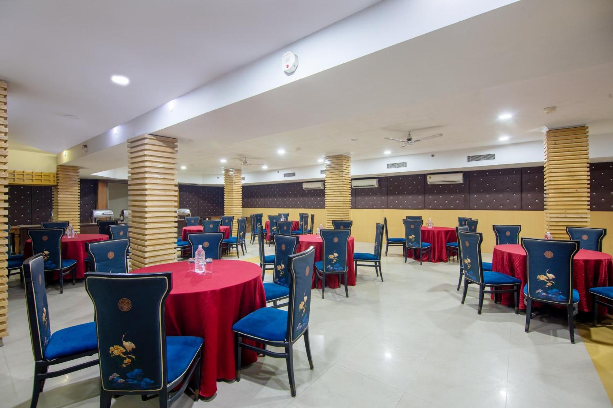 Hotel Lohmod At National Highway 8 - Free Airport Transffer Nueva Delhi Exterior foto