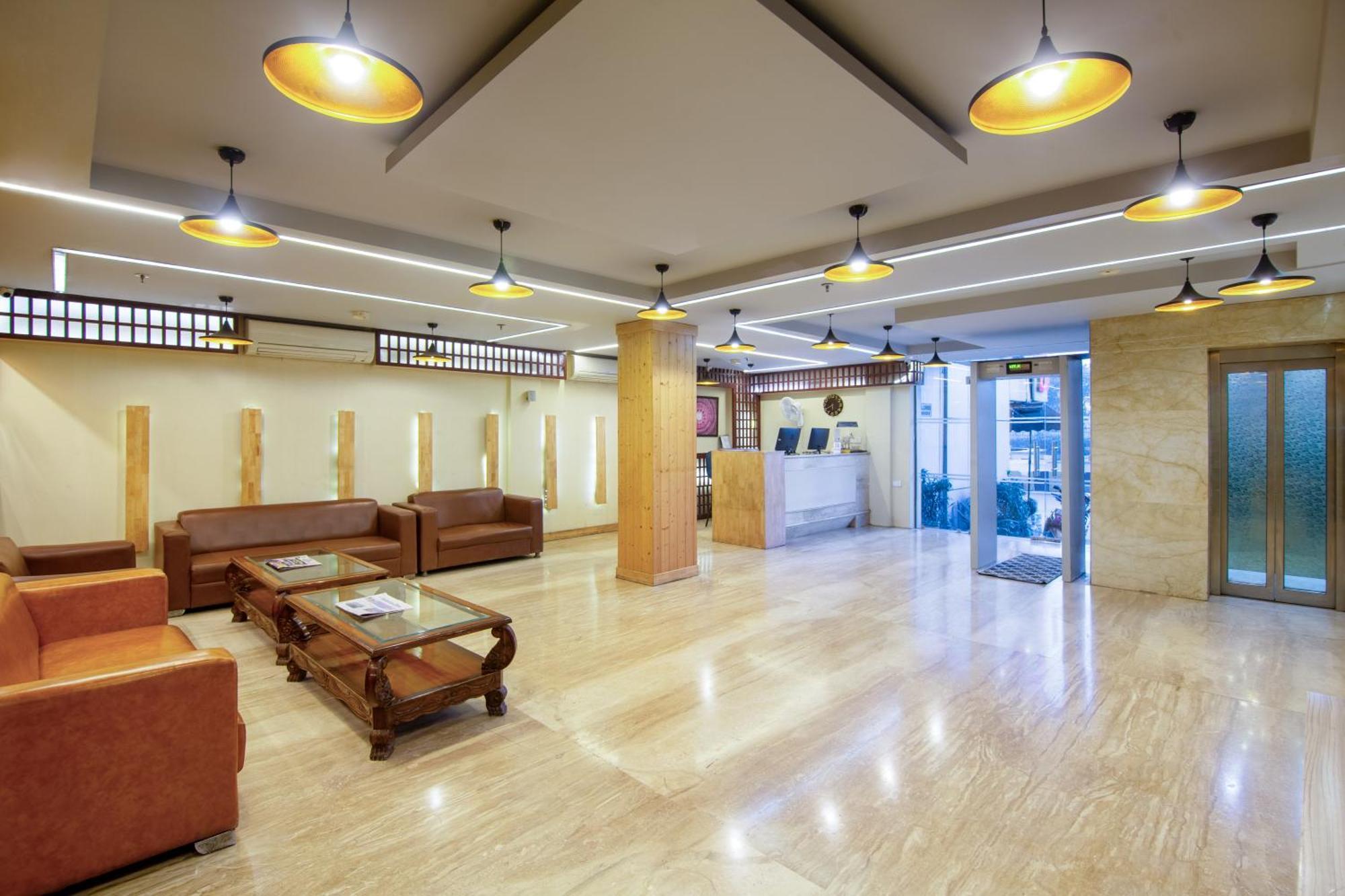 Hotel Lohmod At National Highway 8 - Free Airport Transffer Nueva Delhi Exterior foto