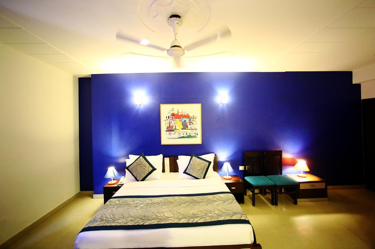 Hotel Lohmod At National Highway 8 - Free Airport Transffer Nueva Delhi Exterior foto