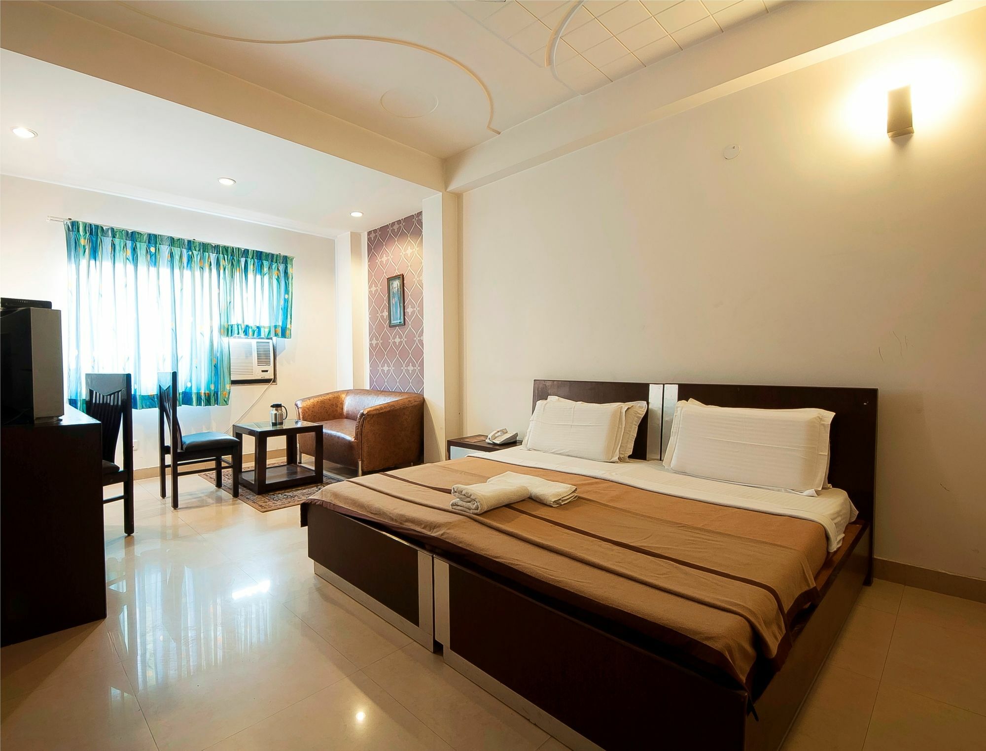 Hotel Lohmod At National Highway 8 - Free Airport Transffer Nueva Delhi Exterior foto